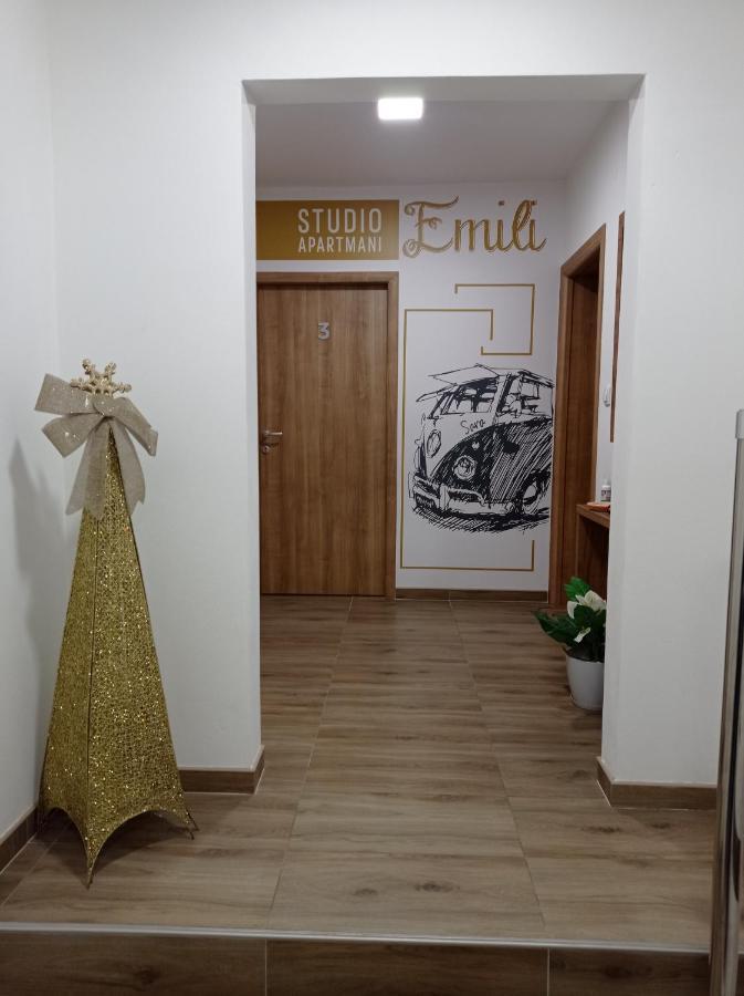 Studio Apartmani Emili Apartman Br 2 Биелина Екстериор снимка